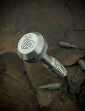 Load image into Gallery viewer, The Turas Bit Driver Titanium w/ Frag Grip #679 Dropping 1-22-2023
